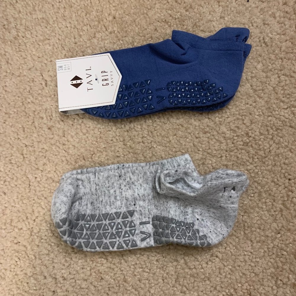 Tavi Noir Grip Socks, Size SMALL, Two Pair, Blue & Gray